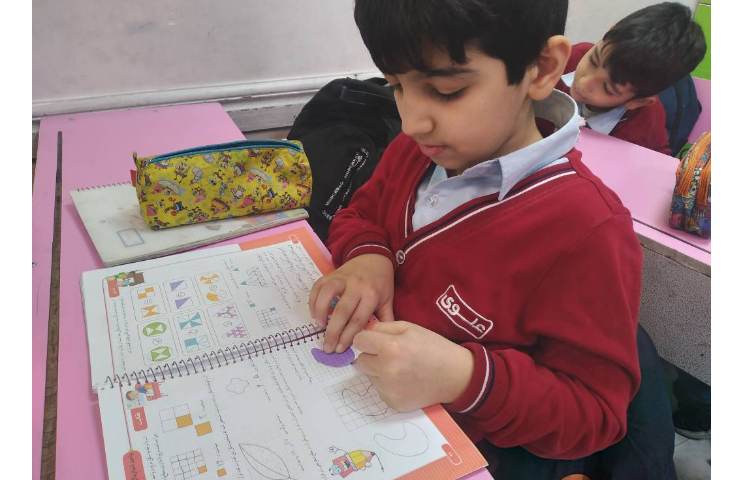 زنگ ریاضی: حل فعالیت‌های مربوط به مساحت 3