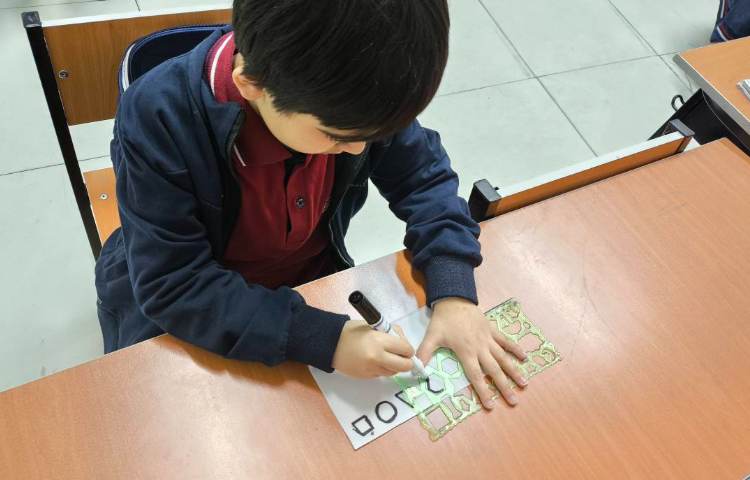 زنگ ریاضی دستت ورزی تقارن در اشکال هندسی 4