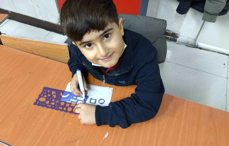 زنگ ریاضی دستت ورزی تقارن در اشکال هندسی 5