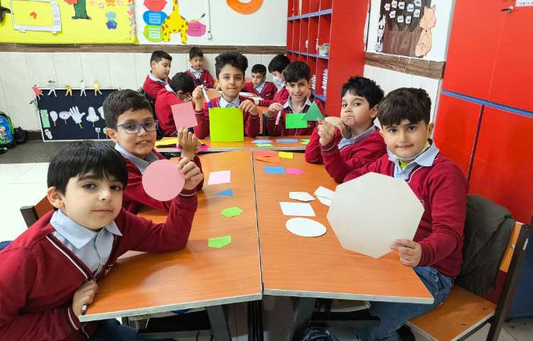 زنگ ریاضی دستت ورزی مشخص کردن ضلع و گوشه در اشکال هندسی 2