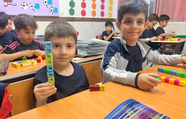 زنگ ریاضی: ساختن الگو با چینه