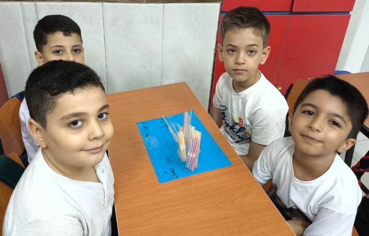 زنگ ریاضی ساخت اعداد دورقمی و قرار دادن آن در جدول ارزش مکانی 1