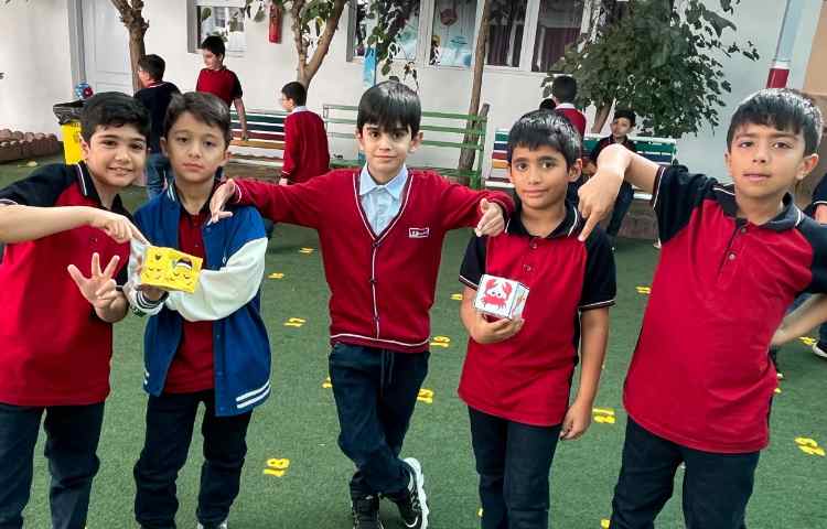 زنگ ریاضی : ساخت مکعب 4