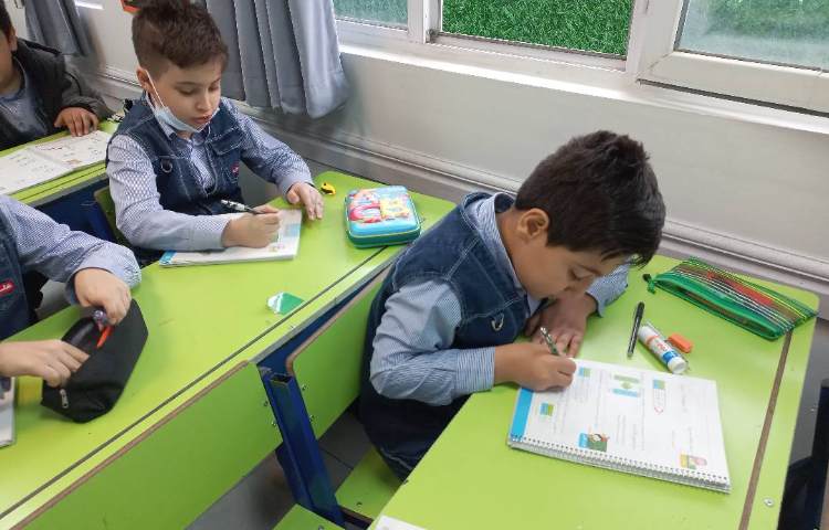 زنگ ریاضی: مبحث ماشین های ورودی و خروجی 4