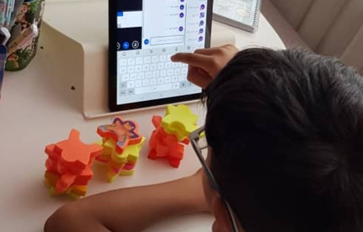 زنگ ریاضی ،همراه با دست ورزی با چینه ، چوب خط و مقایسه اعداد در پایه سوم 6