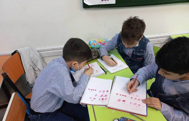 زنگ ریاضی و تمرین اعداد مخلوط 4