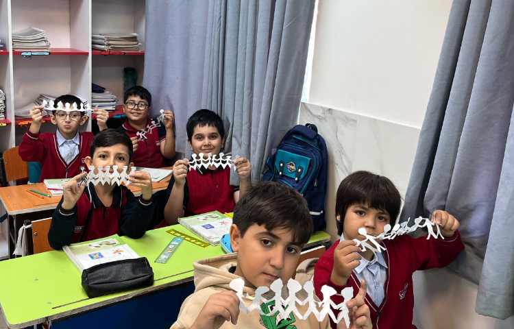 زنگ ریاضی : کاردستی الگوهای متقارن 1