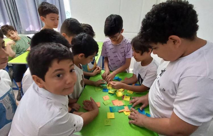 زنگ ریاضی: یادآوری جدول ضرب با مسابقه گروهی