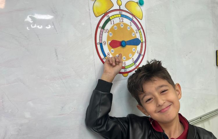 زنگ ریاضی: یادگیری ساعت های بعدازظهر و قبل ظهر 1
