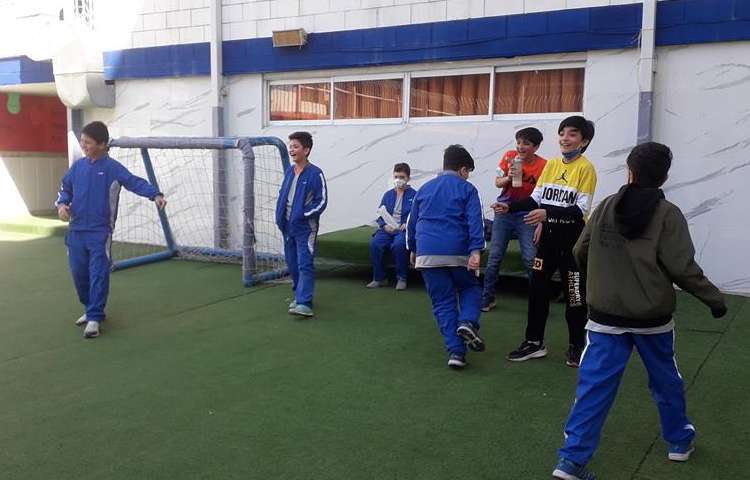 زنگ شاد و مهیج ورزش دانش آموزان پایه پنجم 4