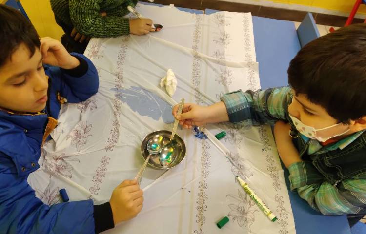 :زنگ شعبده بازی، کلاس پرتقال