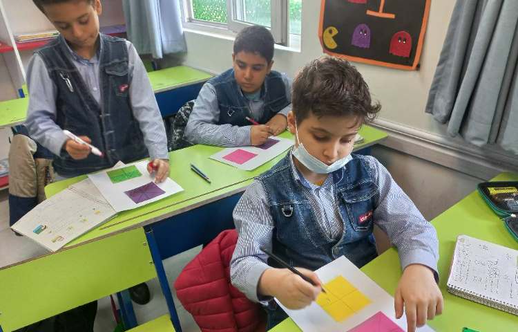 زنگ شیرین ریاضی همراه با دست ورزی تساوی کسرها 2