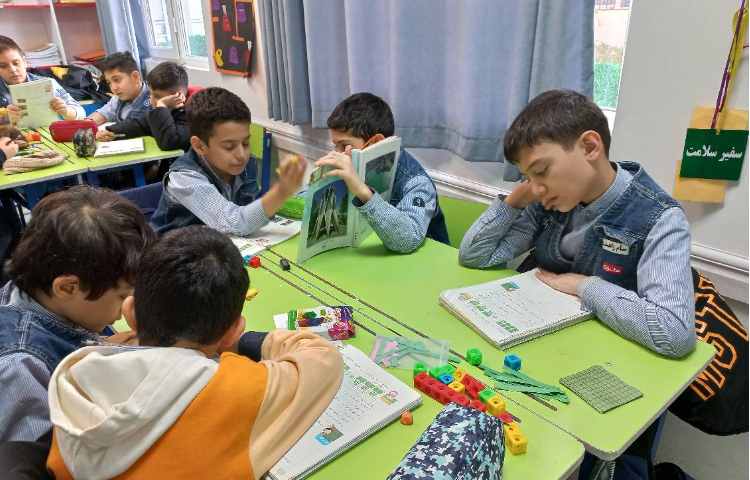 زنگ شیرین ریاضی همراه با دست ورزی تقسیم 3