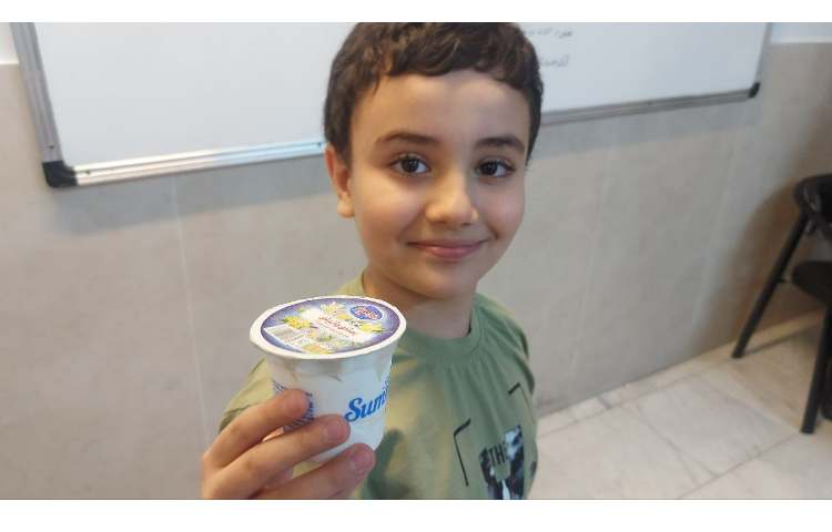 زنگ شیرین میان وعده و توزیع میان وعده در تمامی کلاس ها 2