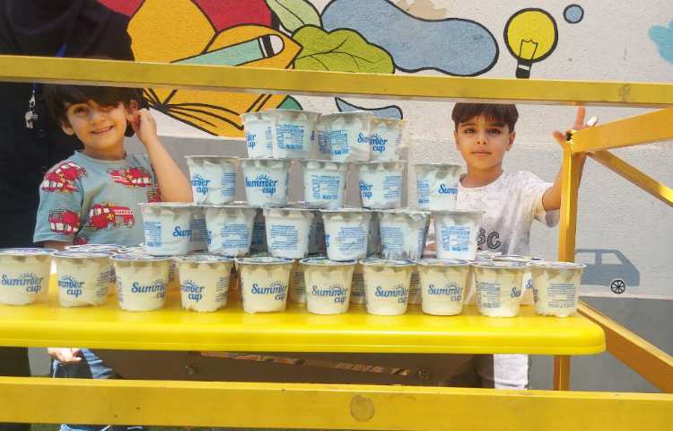 زنگ شیرین میان وعده و توزیع میان وعده در تمامی کلاس ها 7