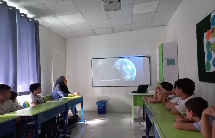 زنگ شیرین نجوم و مشاهده مستند تولد سیاره زمین