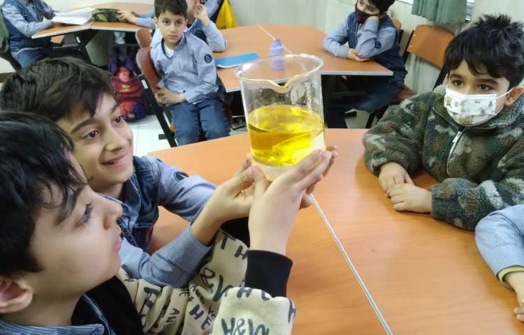 زنگ علوم: آزمایش هوای موجود در آب 2