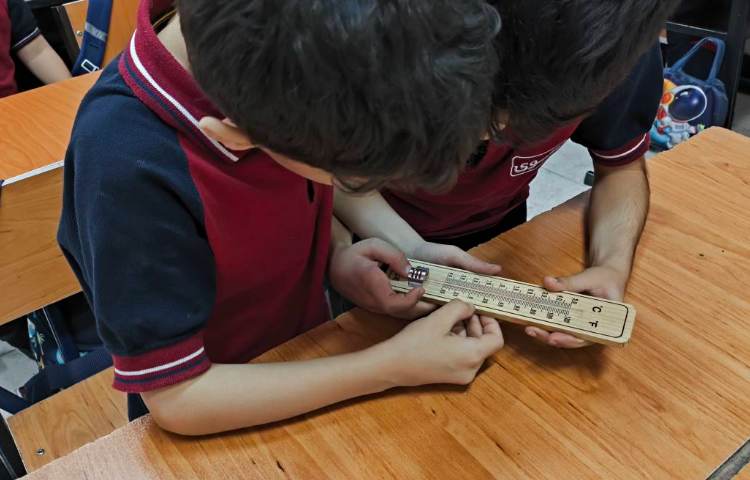 زنگ علوم آزمایش و انجام دماسنج