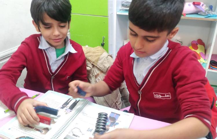 زنگ علوم : آشنایی با نیروی کشش زمین و نیروی بین آهنربا 2