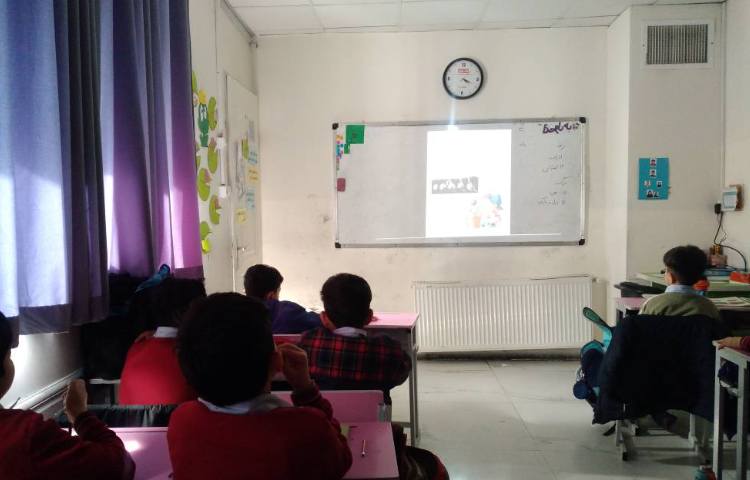 زنگ علوم: آشنایی دانش آموزان با گیاهان