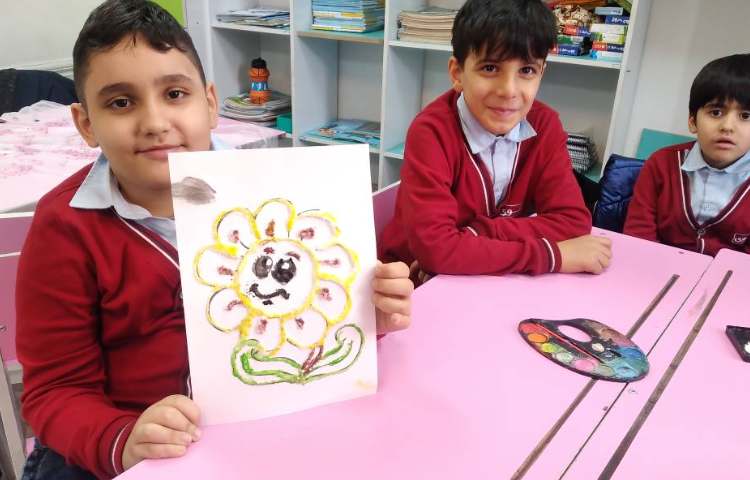 زنگ علوم : انجام ازمایش‌های هفته علوم (نقاشی نمکی و حباب بازی) 8