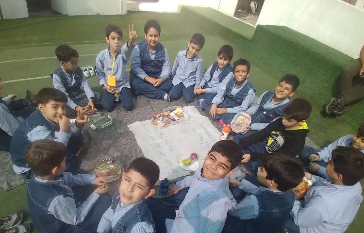 زنگ علوم: بشقاب سلامت مربوط به درس دوم (خوراکی‌ها) 4