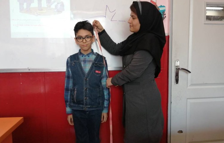 :زنگ علوم درس 11 اندازه گیری قد دانش آموزان