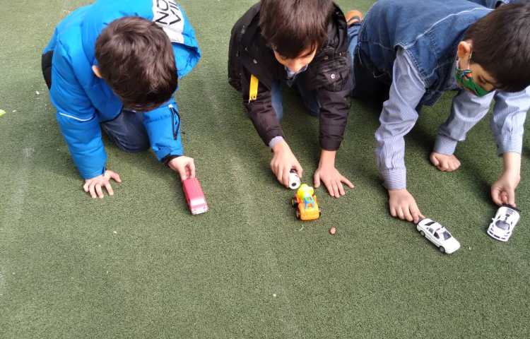 زنگ علوم: ساخت ماشینهای آهنربایی 3