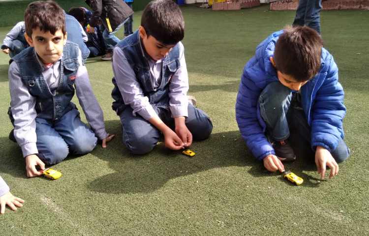 زنگ علوم: ساخت ماشینهای آهنربایی 4