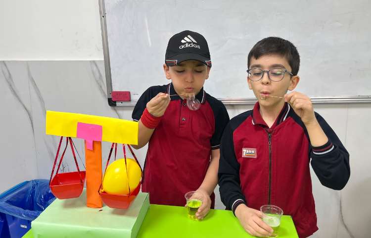 زنگ علوم :طرح معلم شو - آزمایش حباب