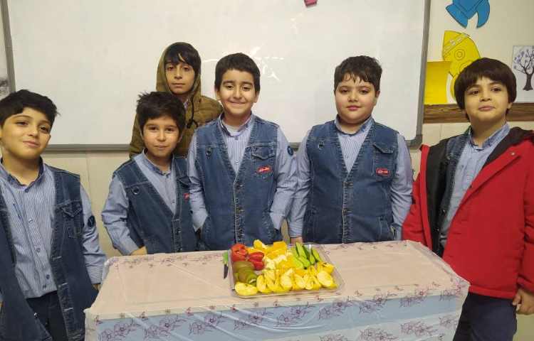 زنگ علوم . مبحث دانه ها مشاهده ی عینی میوه ها و سبزیجات دانه دار 1