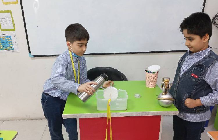 زنگ علوم و انجام فعالیت توربین آبی 2