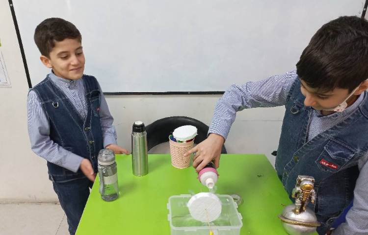 زنگ علوم و انجام فعالیت توربین آبی 3