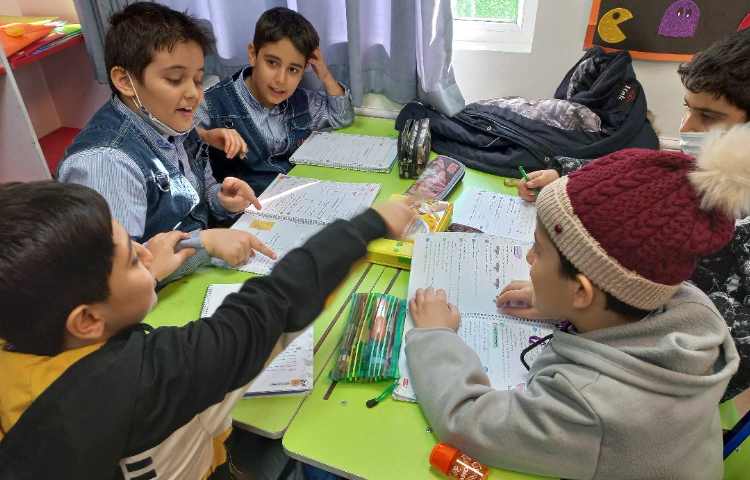 زنگ علوم و تکمیل درس چهارم کتاب کار علوم با مشارکت گروهی 1