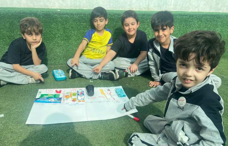 زنگ علوم : کاردستی روزنامه دیواری فصل 3 (سالم و شاداب باش) 4