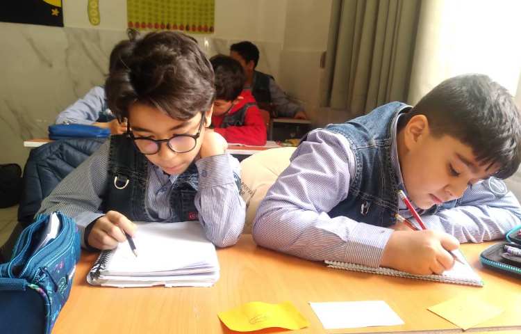 زنگ فارسی: آشنایی با کلماتی که با (سر)ترکیب می‌شوند. 1