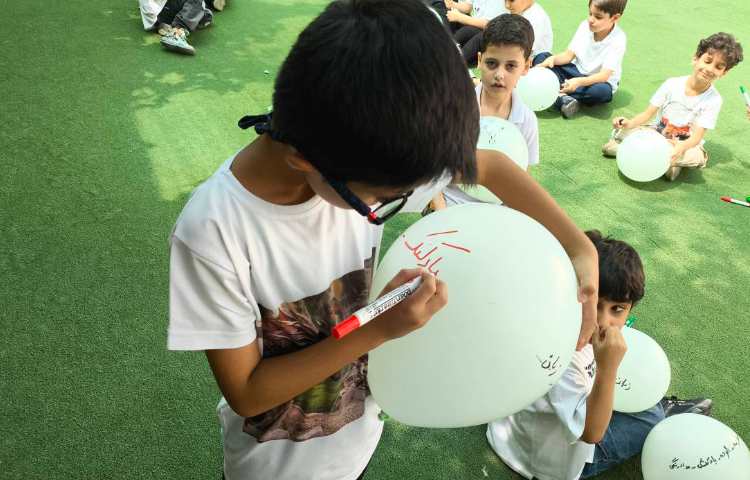 زنگ فارسی- املا بادکنکی با بازی جهت تقویت حافظه شنیداری 6