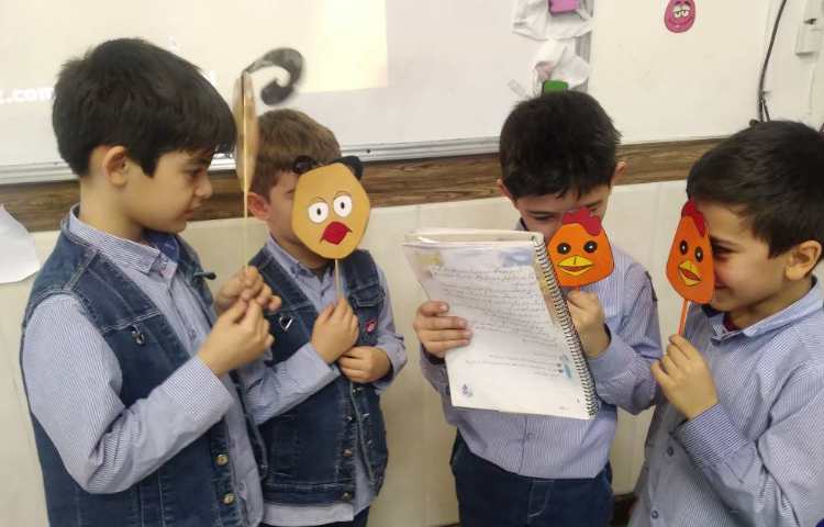 زنگ فارسی: تدریس بلدرچین و برزگر با نمایش و همکاری دانش‌آموزان 3