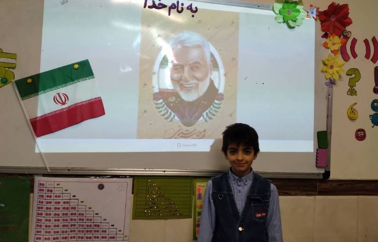 زنگ فارسی: تدریس درس فداکاران و گفتگو در مورد فداکاران و شهیدان وطن 1