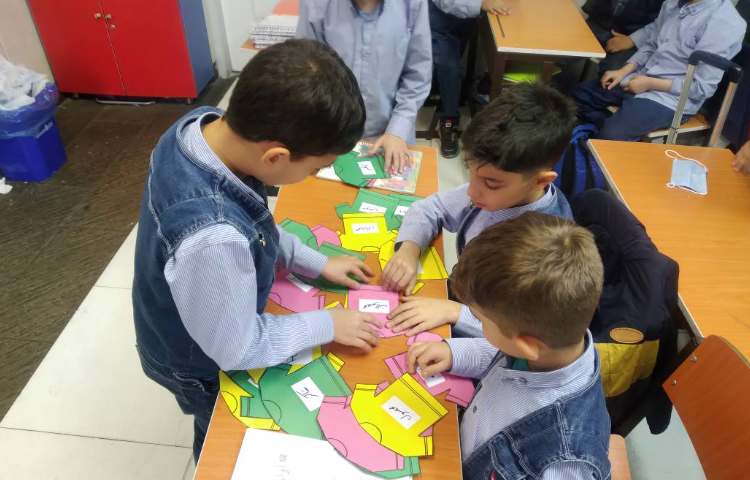 زنگ فارسی: تدریس هم‌خانواده 1