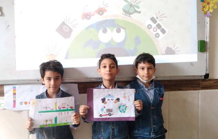 زنگ فارسی: توضیح در مورد درس آواز گنجشک و ارائه کاغذ دیواری های دانش آموزان 4