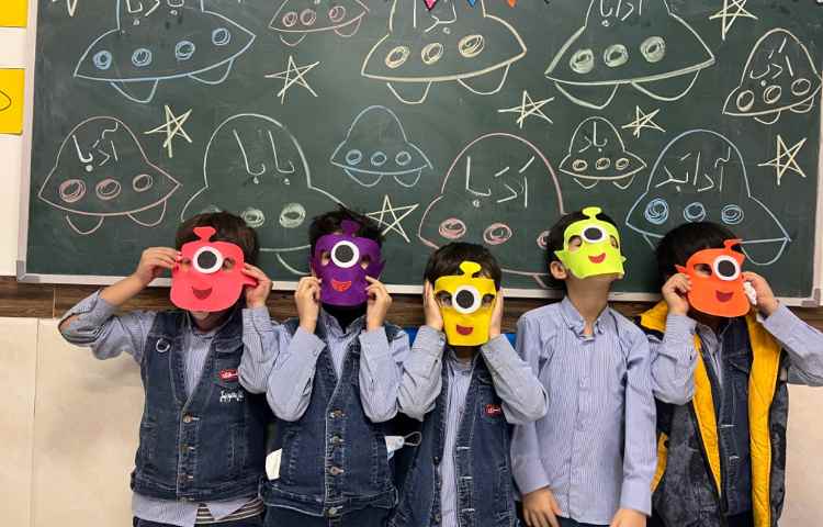 زنگ فارسی: جهت تقویت روان‌خوانی بازی آدم فضایی و سفینه‌ی کلمات 2