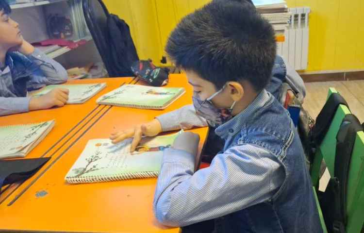 زنگ فارسی، حفظ شعر 1