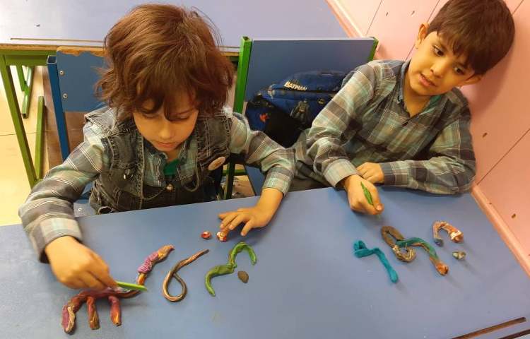 :زنگ فارسی همراه بازی