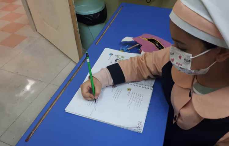 زنگ فارسی کلاس دوم درست و نادرست درس خرس کوچولو 1