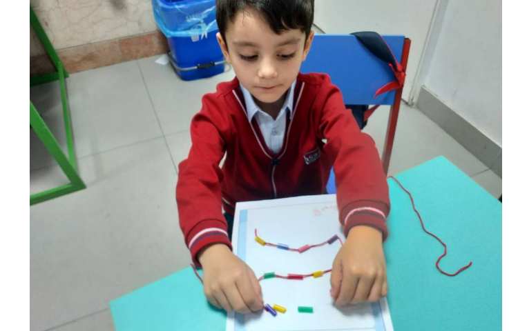 زنگ ماهرشو انجام کار دوخت با نی کلاس پیش 1 6