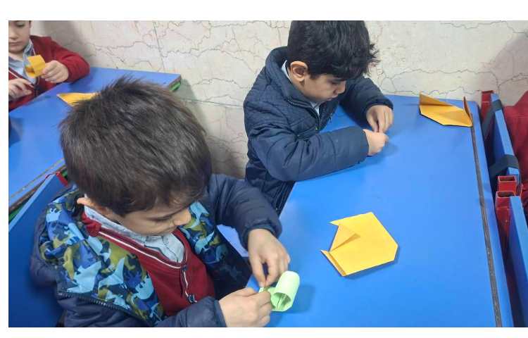 زنگ ماهرشو و تلفیق با درس خوانداری ساخت اریگامی فیل کلاس پیش 1 6