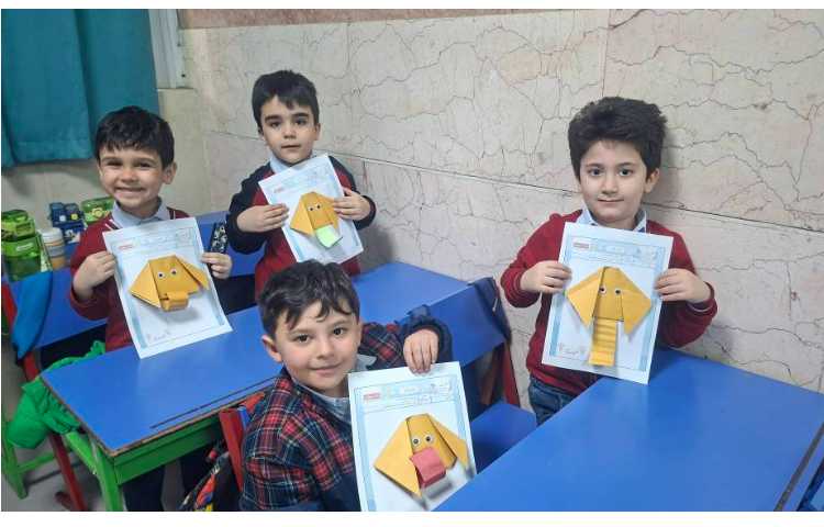 زنگ ماهرشو و تلفیق با درس خوانداری ساخت اریگامی فیل کلاس پیش 1 7