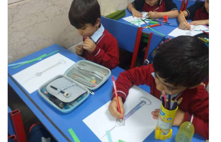 زنگ ماهرشو و تلفیق با فعالیت مناسبتی روز تهران ساخت کلاژ برج میلاد 4