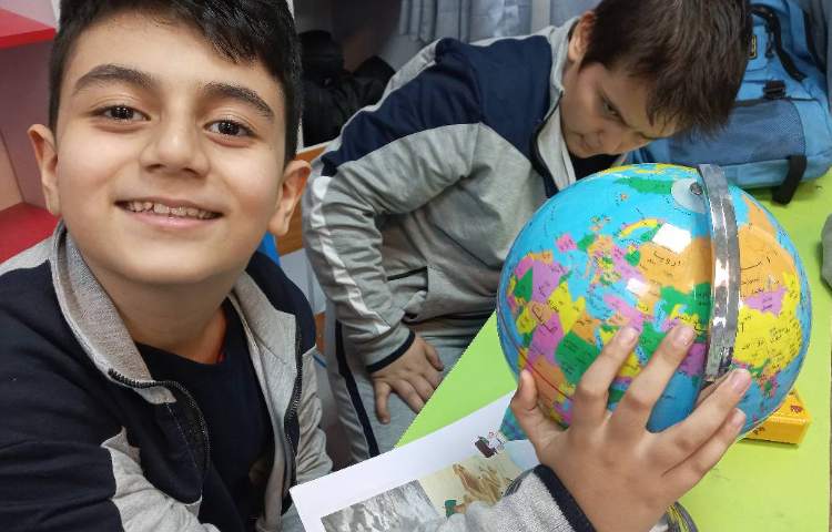 زنگ مطالعات اجتماعی و آشنایی با کره جغرافیایی 2